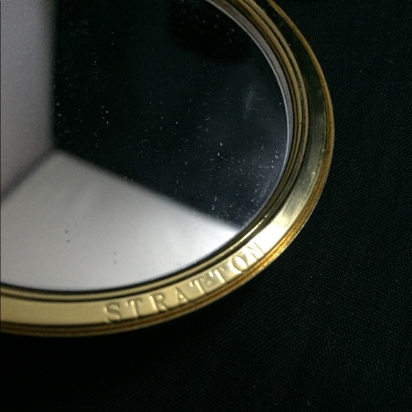 Vintage STRATTON Mirror Compact - Picture 4 of 5